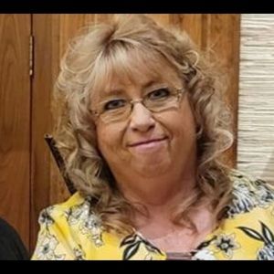 Meet your Posher, Genia